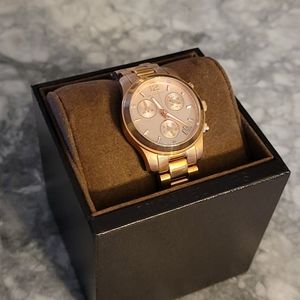 NEW Michael Kors Rose Gold Watch